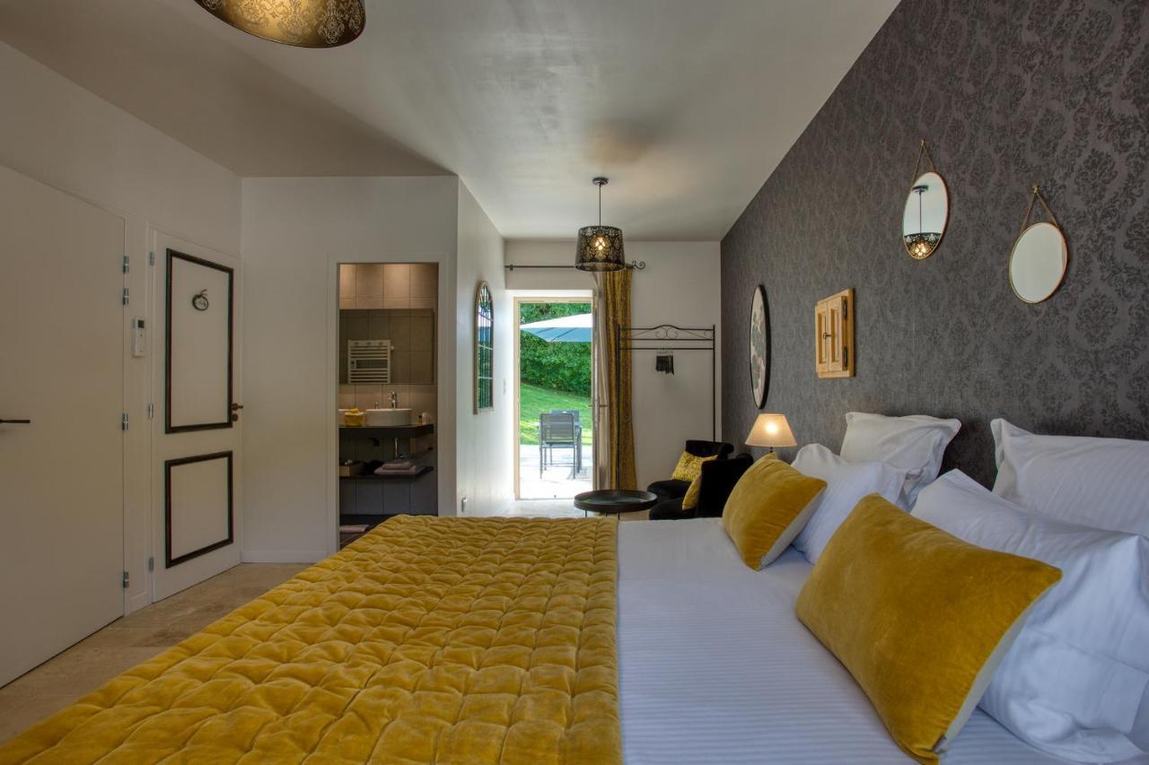 Domaine Des Pierres Blanches - Chambres D'Hotes Carlux Kültér fotó