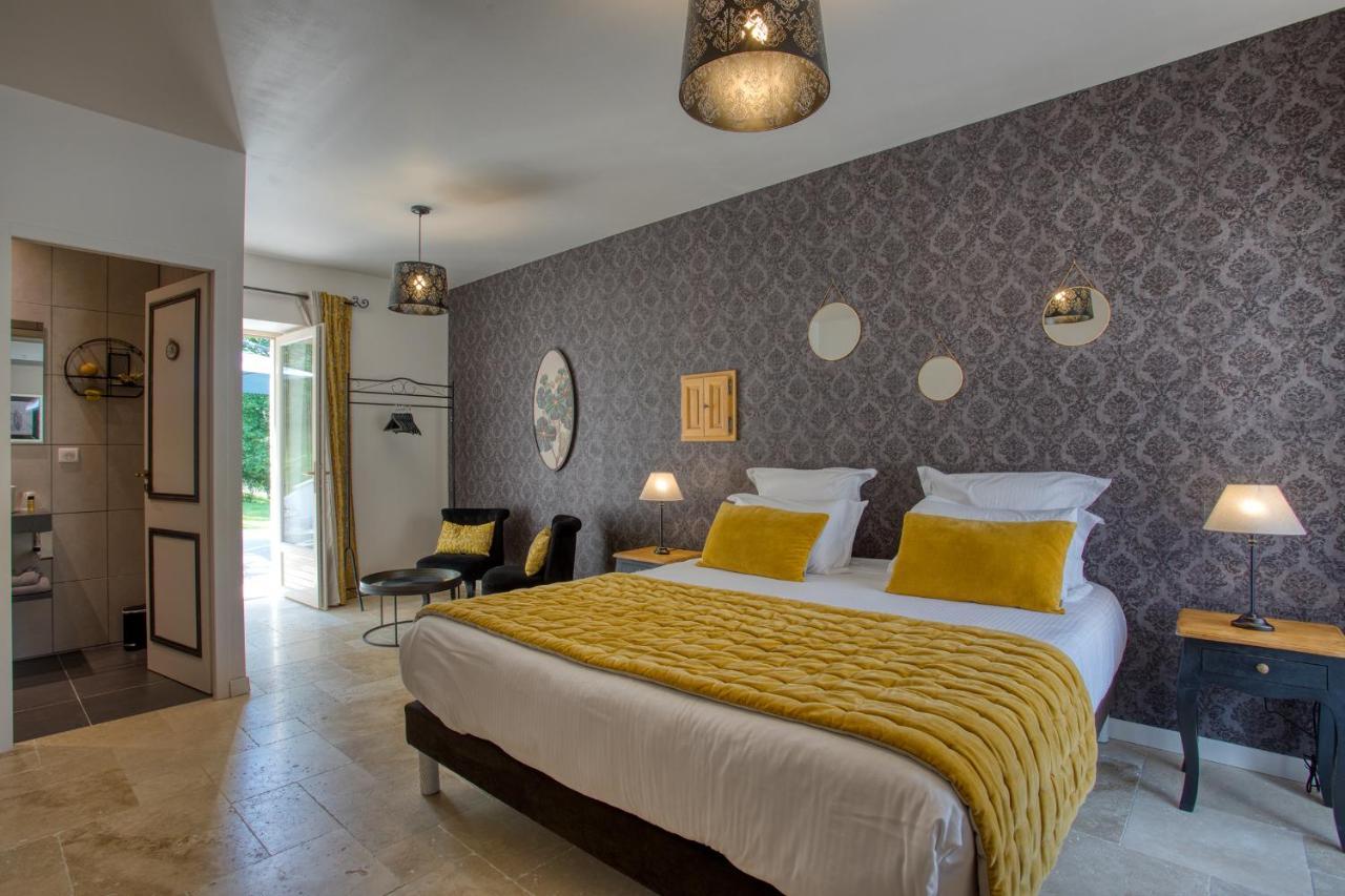 Domaine Des Pierres Blanches - Chambres D'Hotes Carlux Kültér fotó
