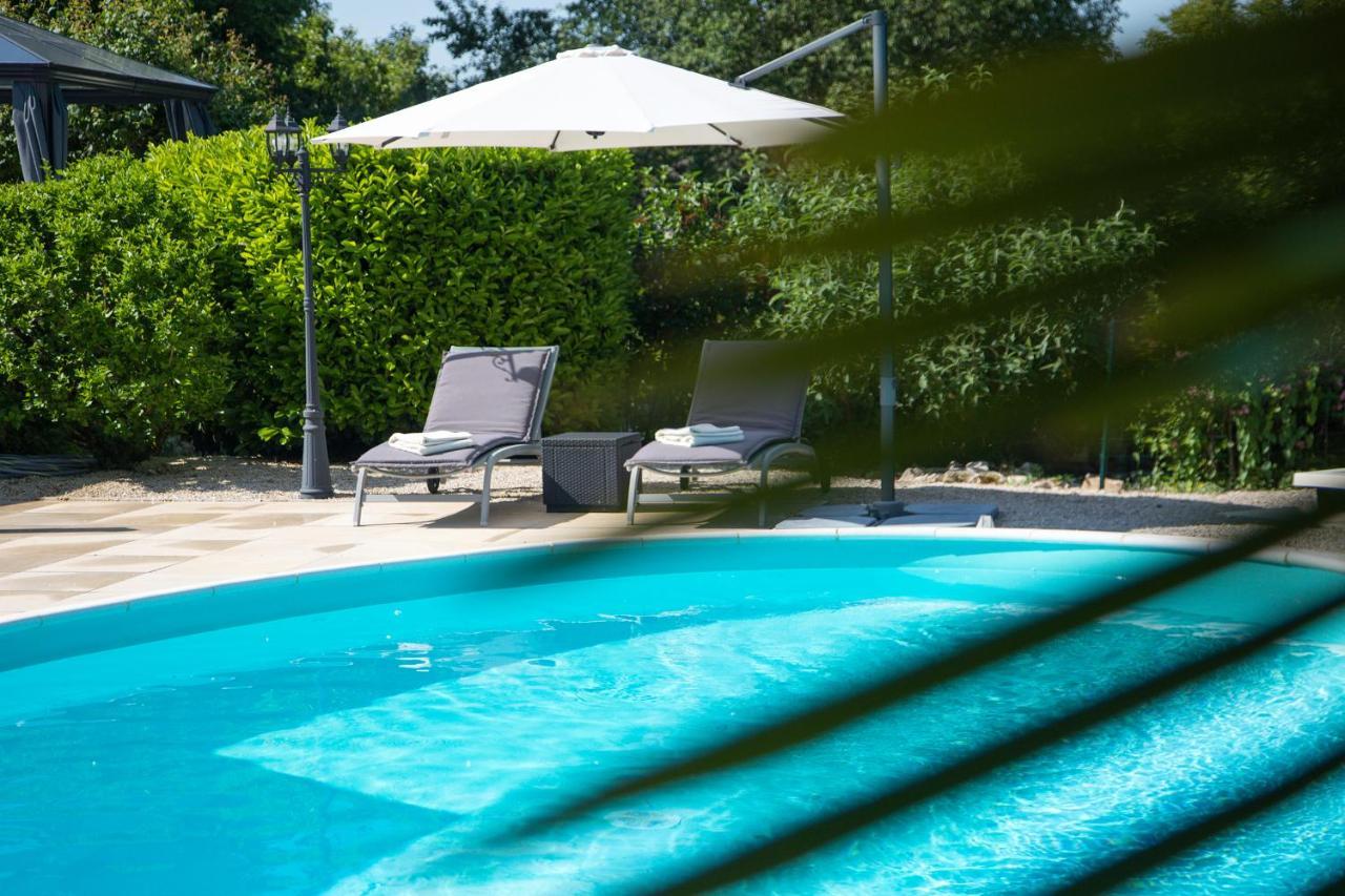 Domaine Des Pierres Blanches - Chambres D'Hotes Carlux Kültér fotó