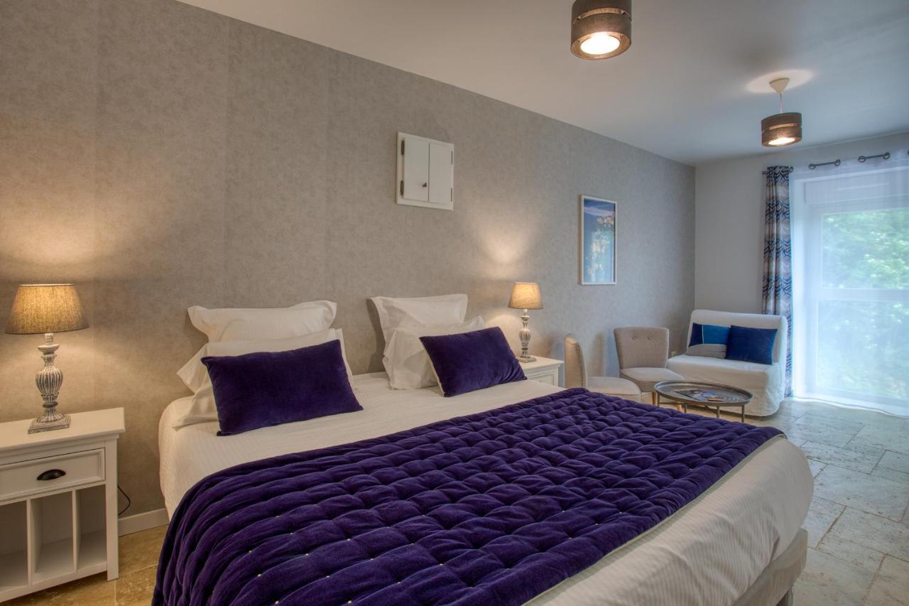 Domaine Des Pierres Blanches - Chambres D'Hotes Carlux Kültér fotó